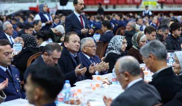 Kayseri protokolü şehitleri unutmadı