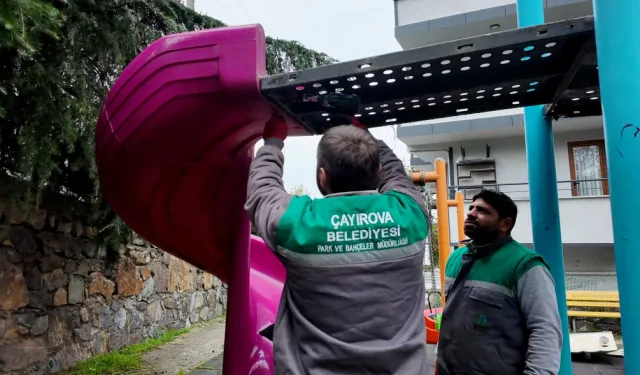 Kocaeli Çayırova'da iki park daha yenileniyor