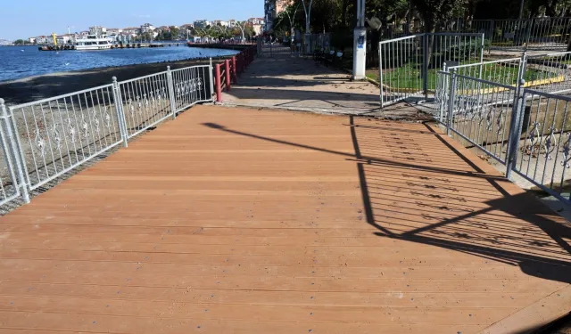 Kocaeli Değirmendere sahiline yeni yaya geçiş köprüsü