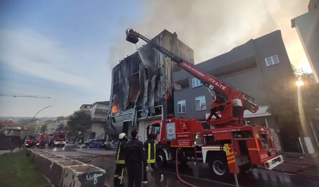 Kocaeli Dilovası'nda kozmetik fabrikasında yangın: 6 ölü, 1 yaralı
