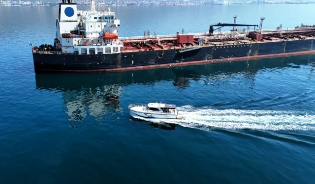 Kocaeli'de 7 bin 90 metreküp atık denizden ayrıştırıldı