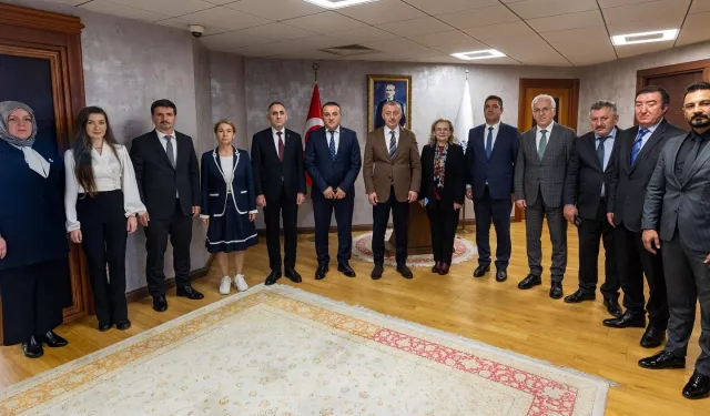 Kocaeli'de Başkan Büyükakın'a eğitime destek teşekkürü