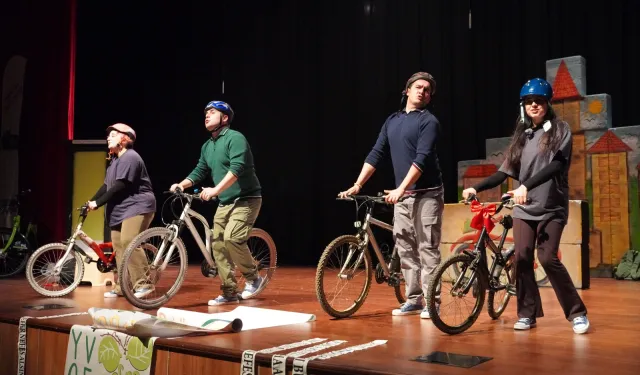 Kocaeli'de çocuklara bisiklet ve güvenli ulaşım farkındalığı