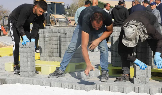 Konya Karatay Belediyesi, ilçenin her noktasına hizmet götürüyor