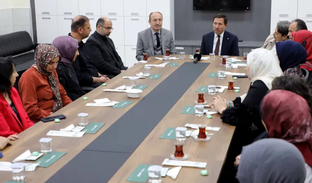 Konya Karatay'da halı saha müjdesi