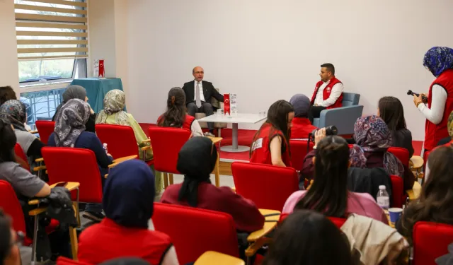 Konya Selçuklu Gençlik Merkezi'ne ziyaret