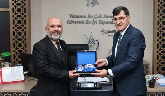 Kütahya'da Başkan Kahveci'den Müdür Ünal'a turistik ziyaret