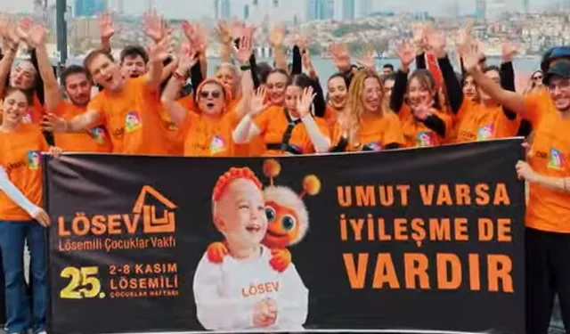 LÖSEV'den Üsküdar sahilinde danslı farkındalık