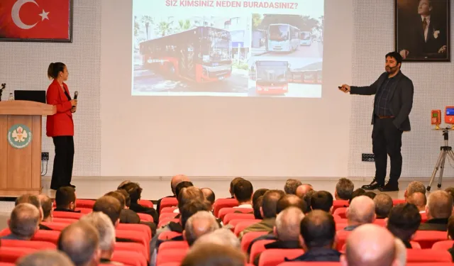 Manisa Büyükşehir'den bin şoföre nezaket eğitimi