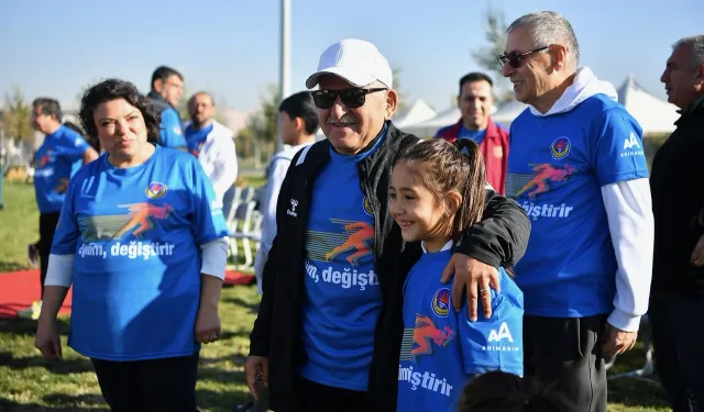 Memduh Büyükkılıç'tan anlamlı koşu