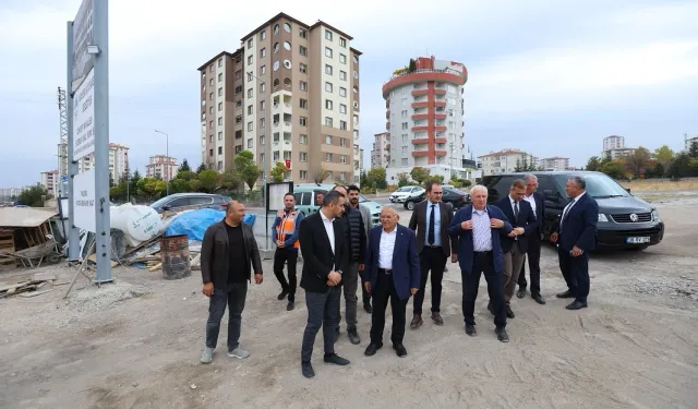 Memduh Büyükkılıç'tan Gökkent'teki okul inşaatına sıkı takip