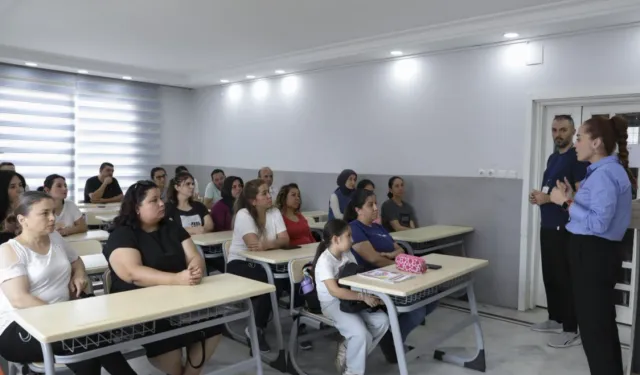 Mersin Büyükşehir'den velilere eğitim desteği