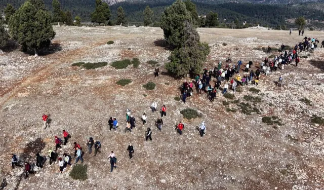 Mersin'de tarihi kilikya yolu yürüyüşüne yoğun ilgi