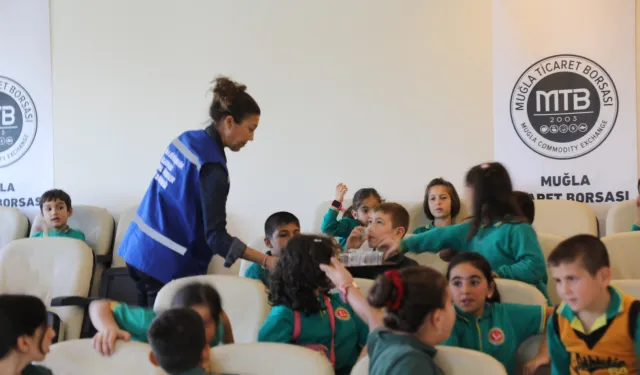 Muğla'da zeytinyağı bilinci çocuk yaşta filizleniyor