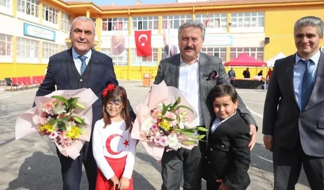 Mustafa Palancıoğlu'dan Esentepe Mumcular İlkokulu'na ziyaret