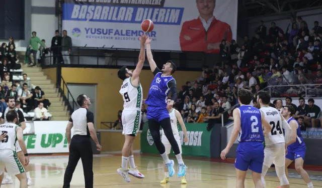 Sakarya Büyükşehir Basketbol'dan zirveye ilk adım