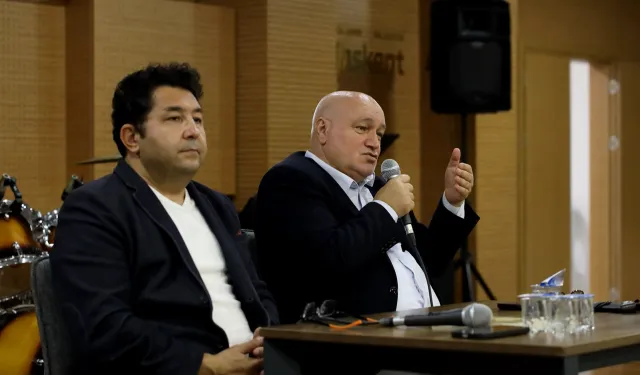 Sakarya'da Tarih Atölyesi Prof. Dr. Ahmet Taşağıl ile başladı