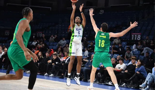 Tofaş Esenler Erokspor'a mağlup oldu