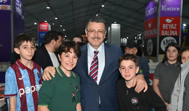 Trabzon'da edebiyat ve kültür şöleni başladı