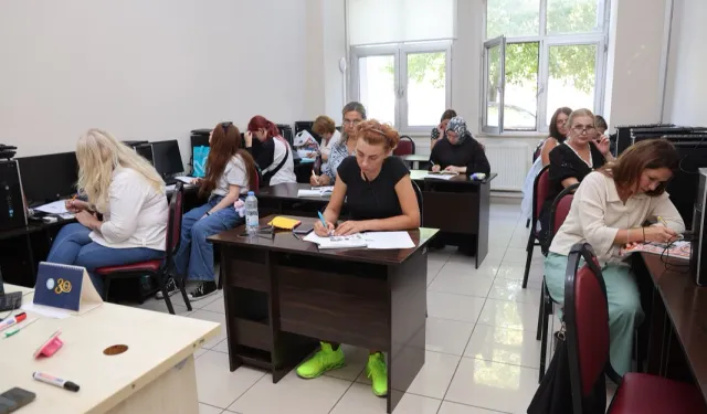 Yabancı dil KO-MEK'le öğreniliyor