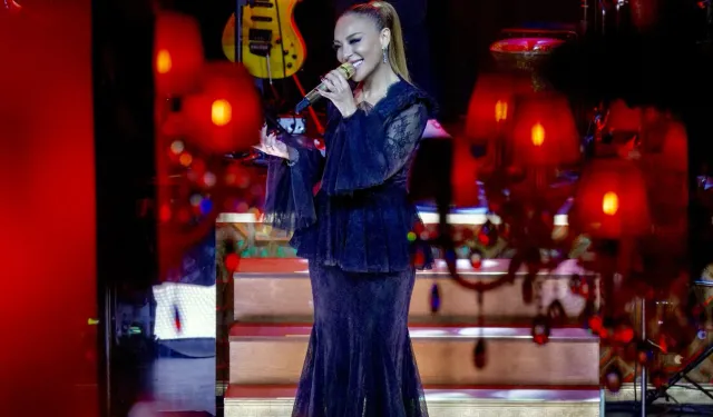 Ziynet Sali'den Muazzez Abacı'ya duygulandıran saygı