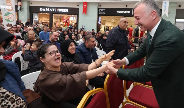 Gonca'nın öğrencileri AVM'de gerçek iş deneyimi yaşadı