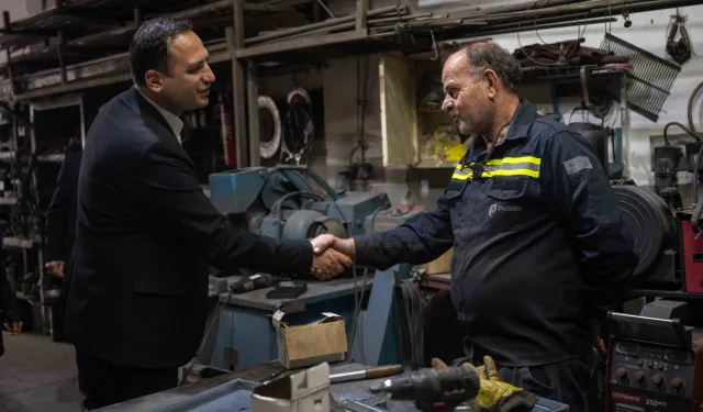 İzmir Bornova'da Başkan Eşki saha mesaisinde