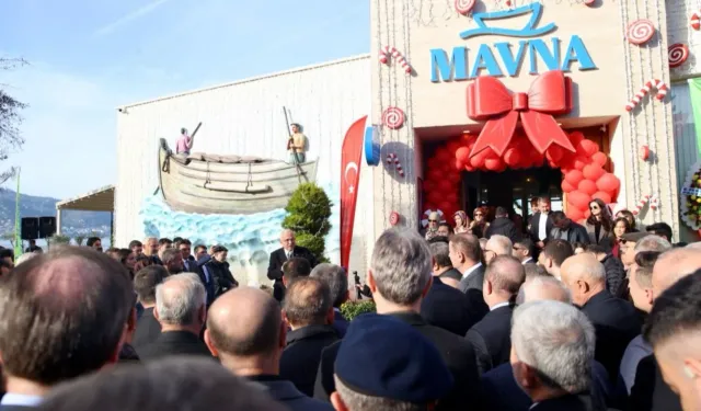 Ordu'da Akyazı Sahili'nde Mavna Kafe hizmete açıldı