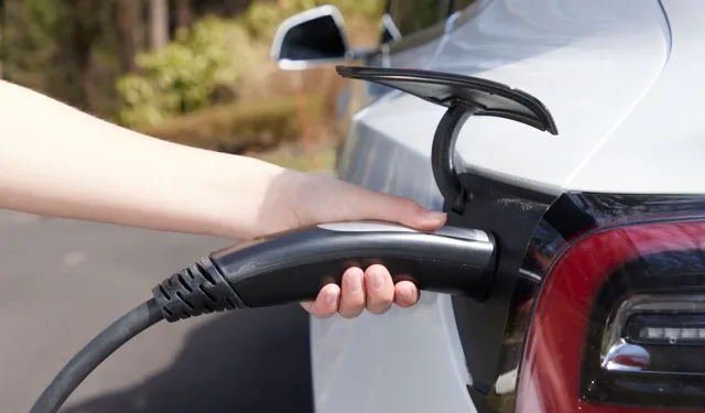 Türkiye, şarj altyapısında Avrupa'yı geride bıraktı: Her 9 araca 1 soket!