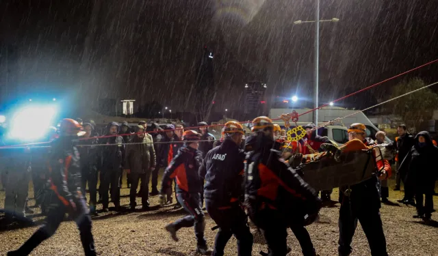 Bursa'da Gemlik merkezli deprem tatbikatı gerçeğini aratmadı