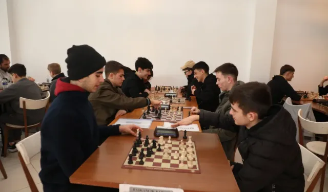 Bursa İnegöl'de spor festivalinde satranç heyecanı