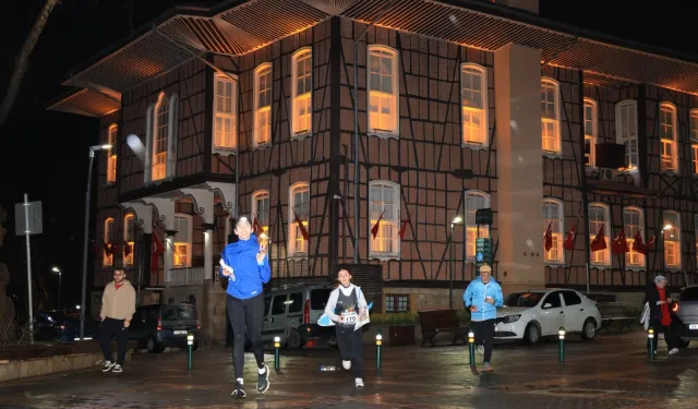 Bursa'da gece atmosferinde oryantiring