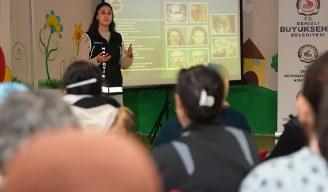 Denizli'de anneler için çifte farkındalık semineri