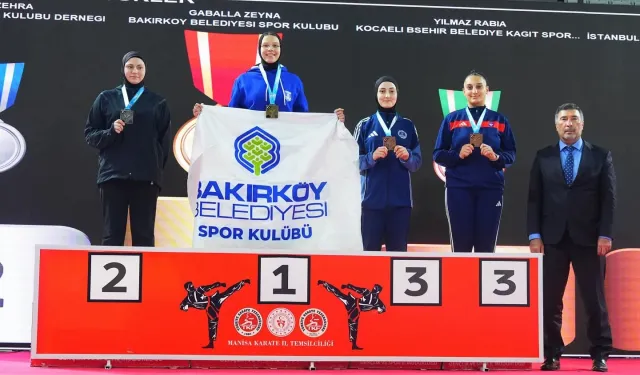 İstanbul Bakırköylü karateciler gururlandırdı