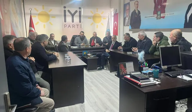 İYİ Parti heyeti İpsala'da esnafın nabzını tuttu