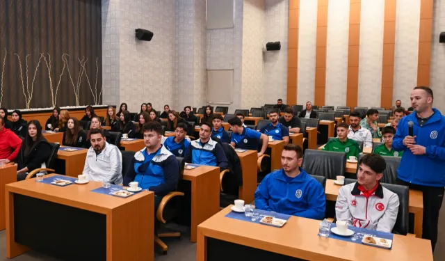 Konya Selçuklu'da sporculara moral ve destek