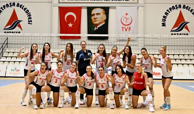 Muratpaşa'nın Sultanları çıkışını sürdürüyor