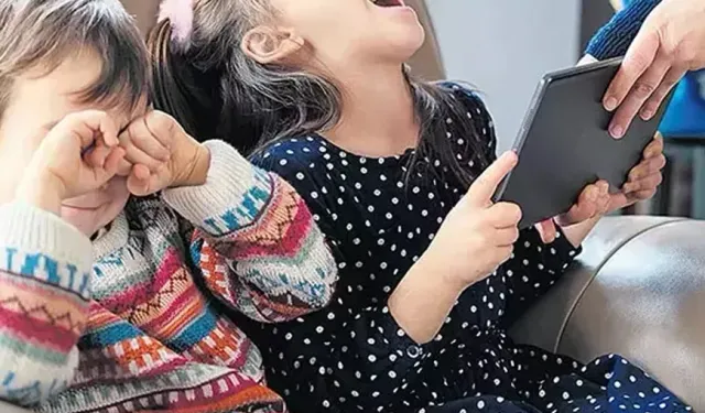 15 yaş altına sosyal medya düzenlemesi geliyor... Doğum ve babalık izinleri artıyor!