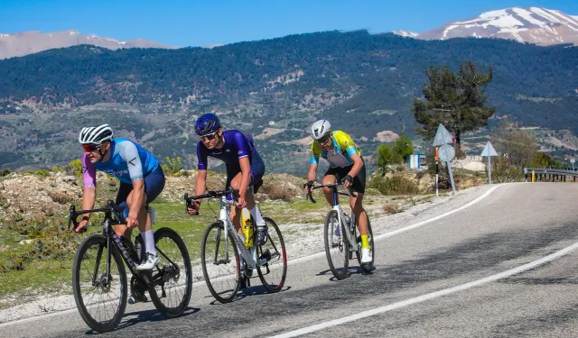 AKRA Gran Fondo Antalya için geri sayım... Kemer'de pedallar 'Yeşil Gelecek' için döndürülecek