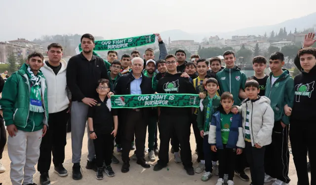 Başkan Bozbey, Bursaspor taraftarlarıyla şampiyonluk heyecanını paylaştı