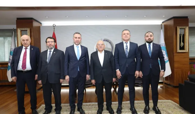 Memduh Büyükkılıç'tan 'birlik' mesajları