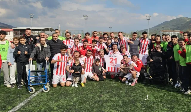 Akran Gemlikspor'dan 4 gollü galibiyet