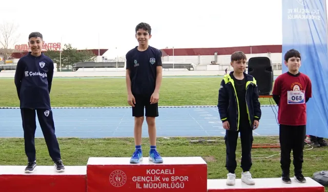 Kocaeli Çayırova'ya atletizmde 2 madalya geldi