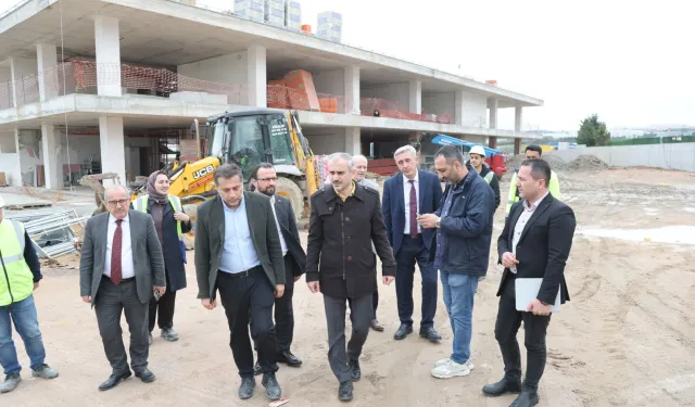 Kocaeli'de Başkan Çiftçi'den spor lisesine yakın takip