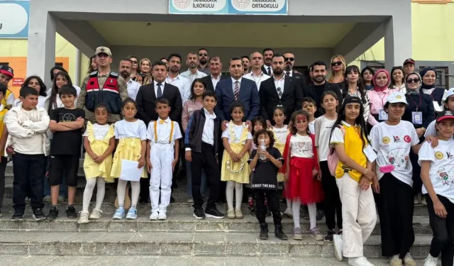 Batman Kozluk'ta TÜBİTAK 4006 Bilim Fuarı'na yoğun ilgi