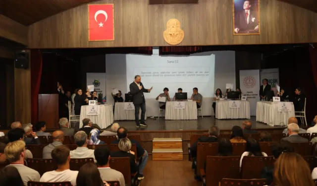 Bursa İnegöl'de gençler bilgileriyle yarıştı