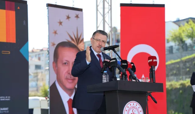 Trabzon'da Akçaabat Yarı Olimpik Yüzme Havuzu açıldı