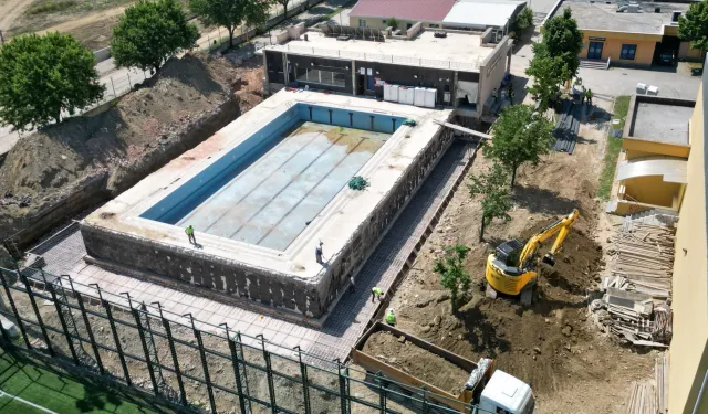 Bursa Yıldırım'a 4 mevsim havuz hazırlığı