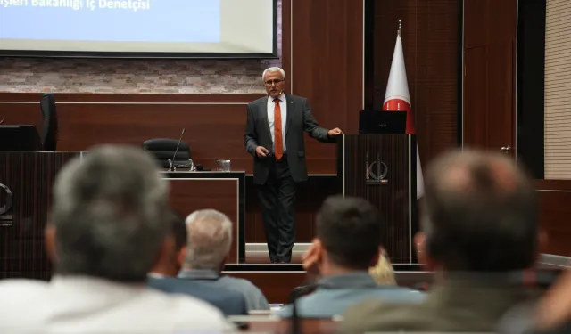 Ankara Keçiören'de belediye personeline hizmet içi eğitim
