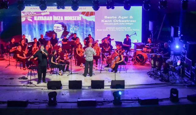 Ankara'da Kayahan şarkıları yankılandı
